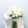 Bouquet de novia rosas blancas 2