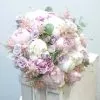 Bouquet variado con peonias