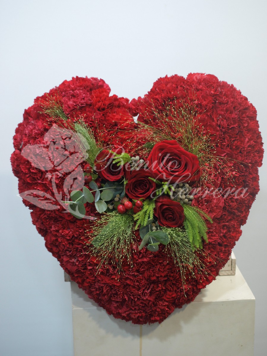 Corazón funerario rojo 3 Corazón funerario rojo 3